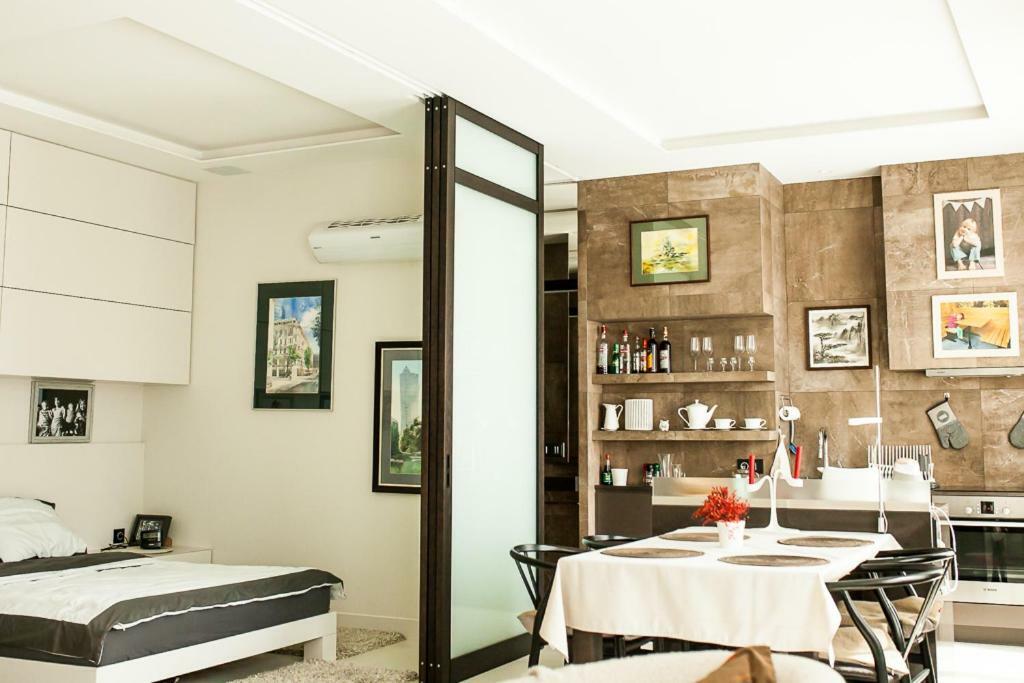 Okolnik Apartment Varşovia Exterior foto